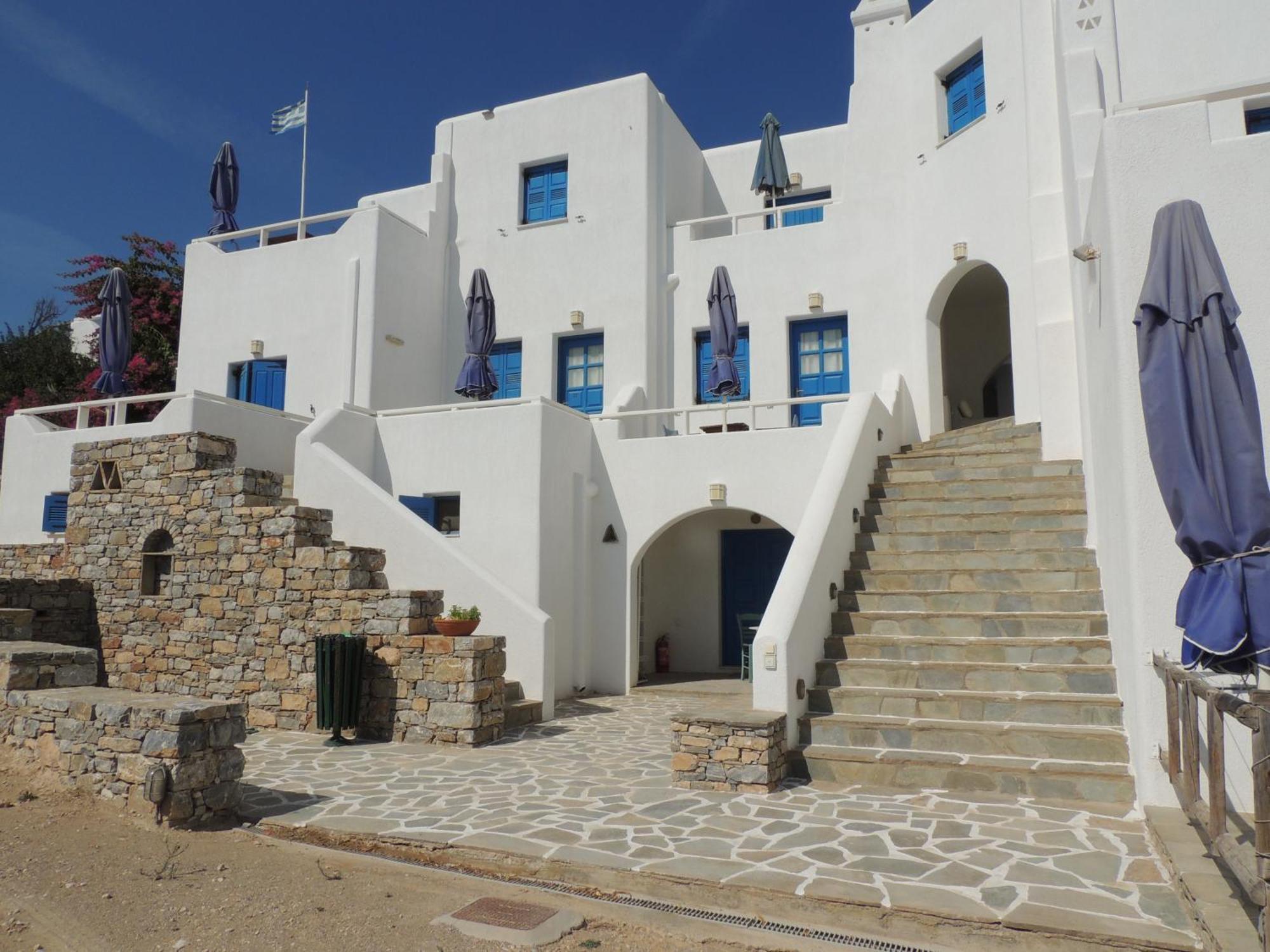 Filoxenia By Grispos Villas Schoinoussa Exterior foto
