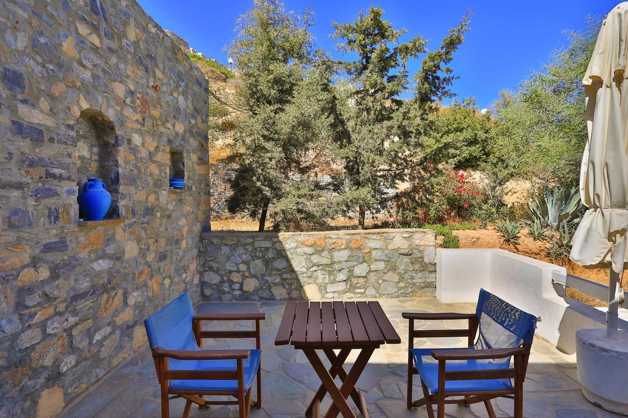 Filoxenia By Grispos Villas Schoinoussa Exterior foto