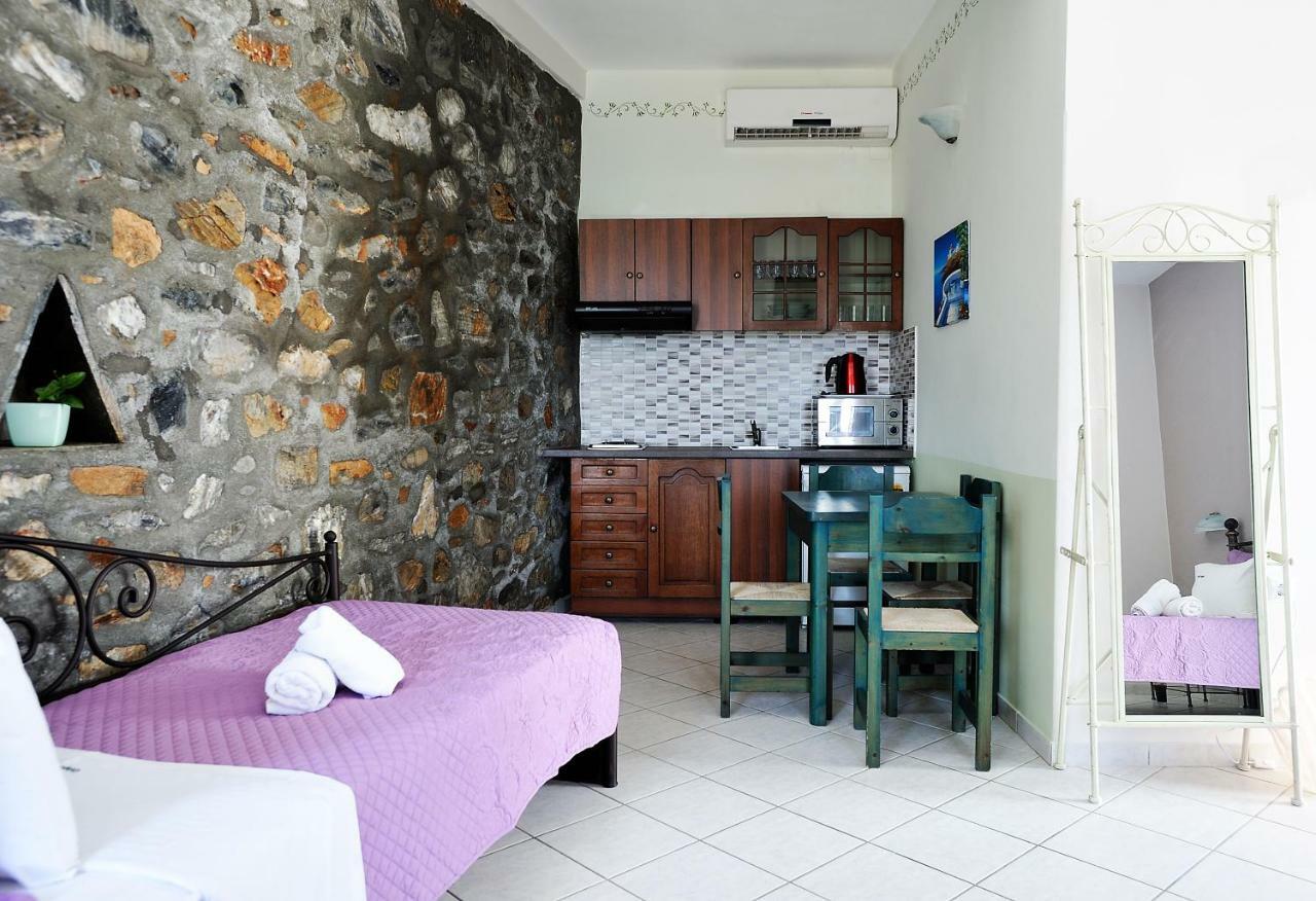 Filoxenia By Grispos Villas Schoinoussa Exterior foto