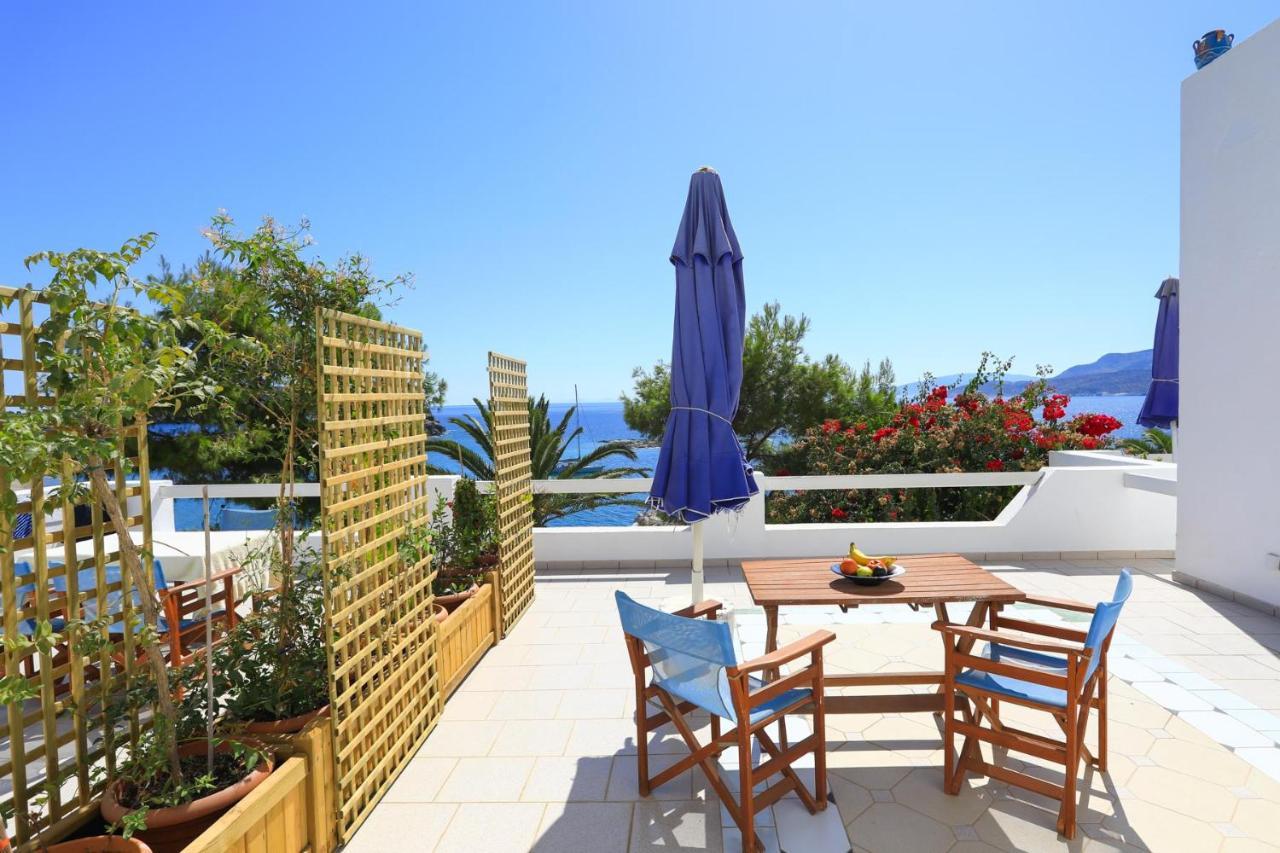 Filoxenia By Grispos Villas Schoinoussa Exterior foto